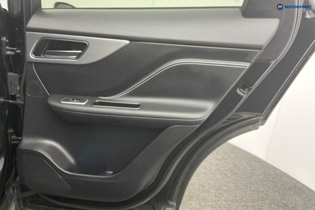 Used Jaguar F-Pace 2019 for sale - 77421079: Photo 38