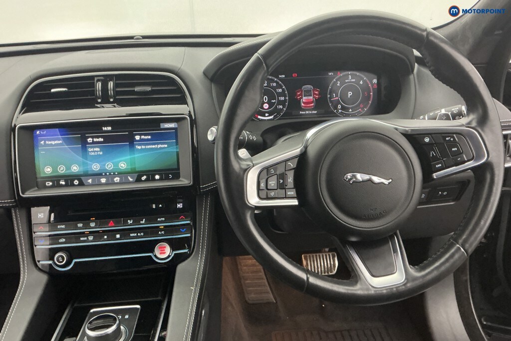 Used Jaguar F-Pace 2019 for sale - 77421079: Photo 9