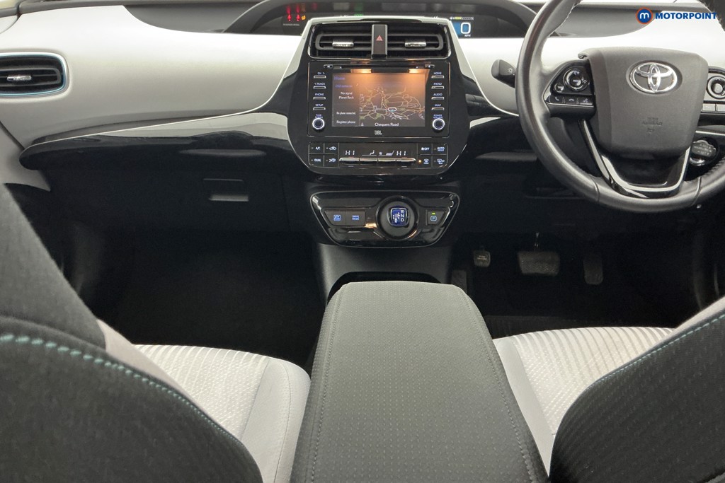 Used Toyota Prius 2021 for sale - 76568931: Photo 12