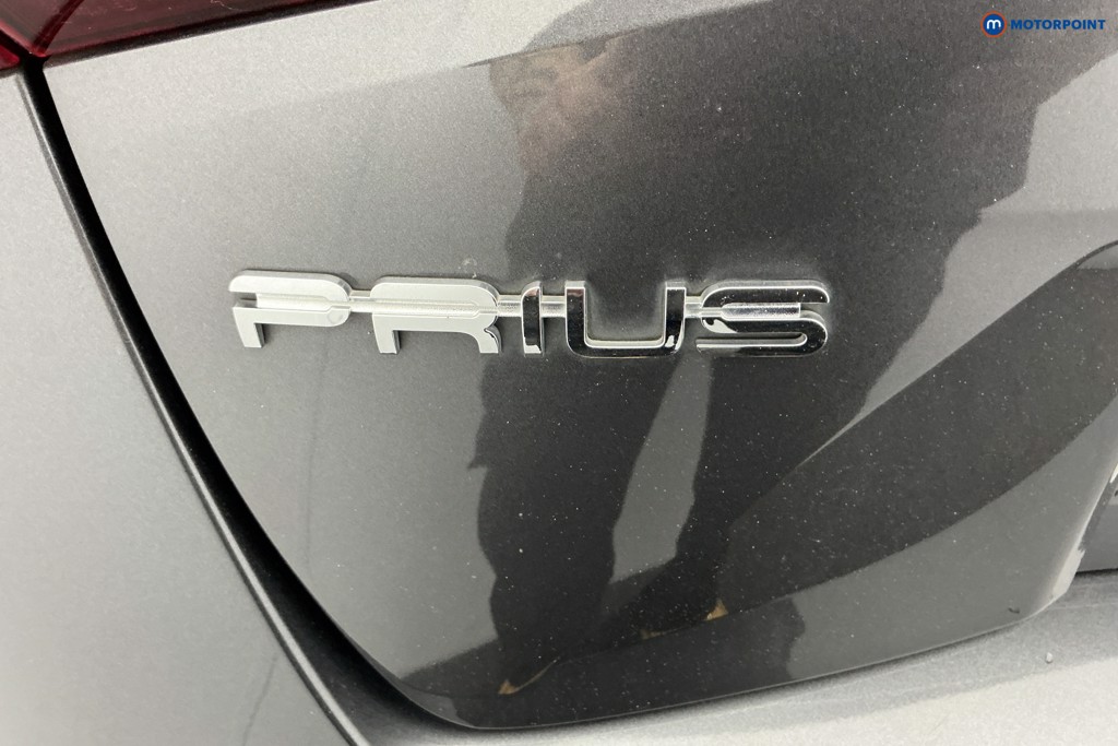 Used Toyota Prius 2021 for sale - 76568931: Photo 22