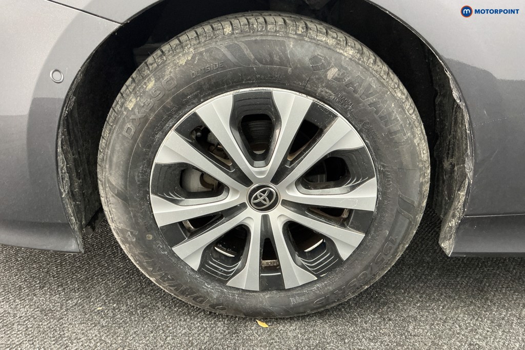 Used Toyota Prius 2021 for sale - 76568931: Photo 24