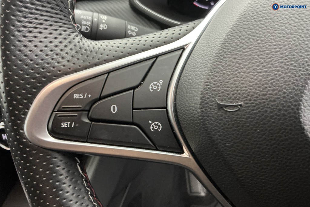 Used Renault Clio 2023 for sale - 78043132: Photo 31