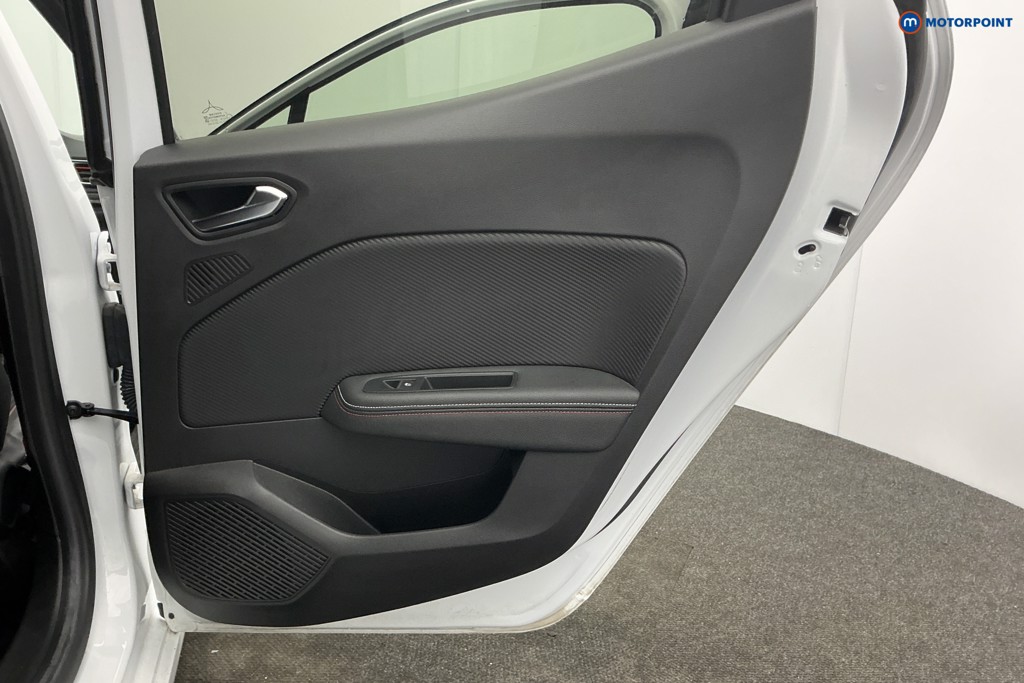 Used Renault Clio 2023 for sale - 78043132: Photo 36