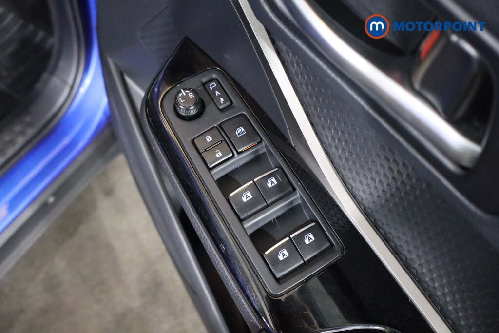 Used Toyota C-HR 2018 for sale - 77519874: Photo 25