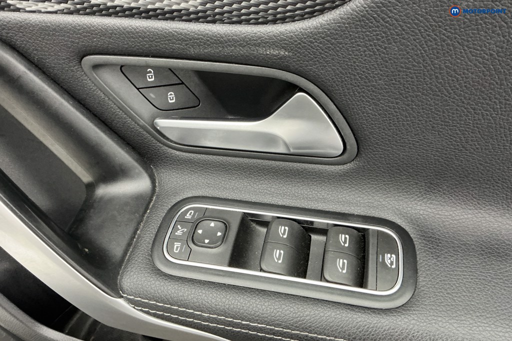 Used Mercedes-Benz A-Class 2018 for sale - 77779165: Photo 36