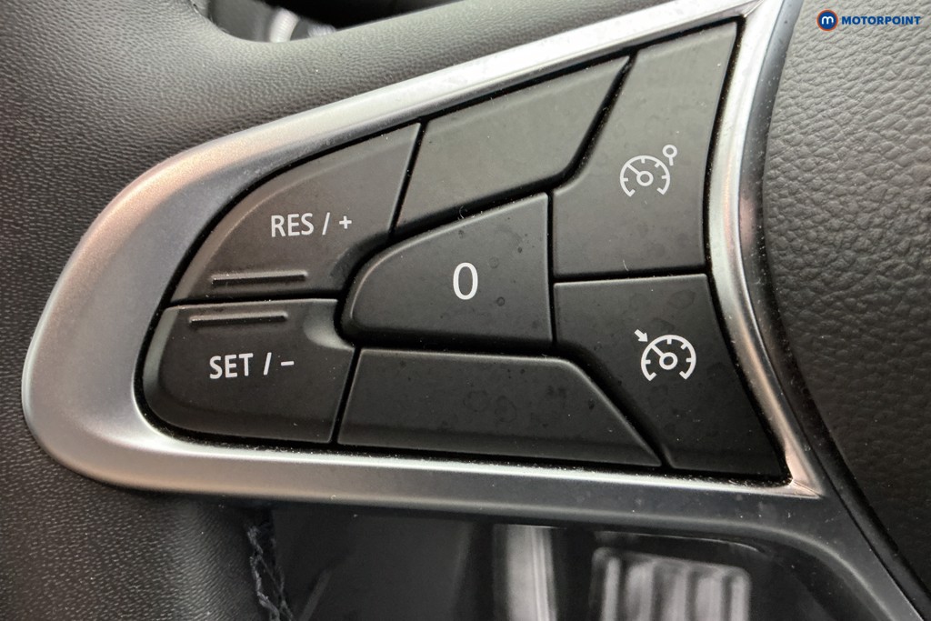 Used Renault Clio 2022 for sale - 76933616: Photo 25