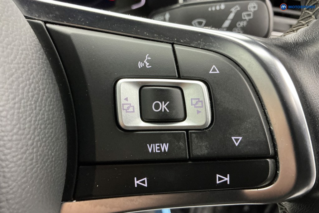 Used Volkswagen T-Roc 2021 for sale - 77211152: Photo 28