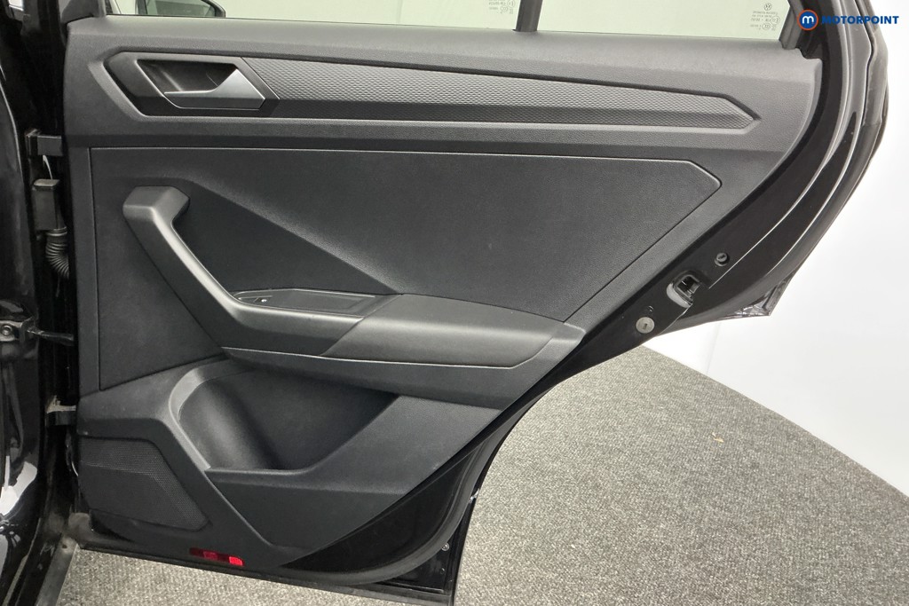 Used Volkswagen T-Roc 2021 for sale - 77211152: Photo 33