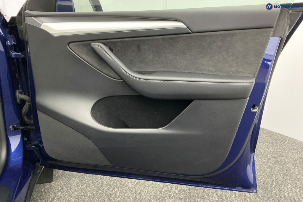 Used Tesla Model Y 2022 for sale - 76949279: Photo 32