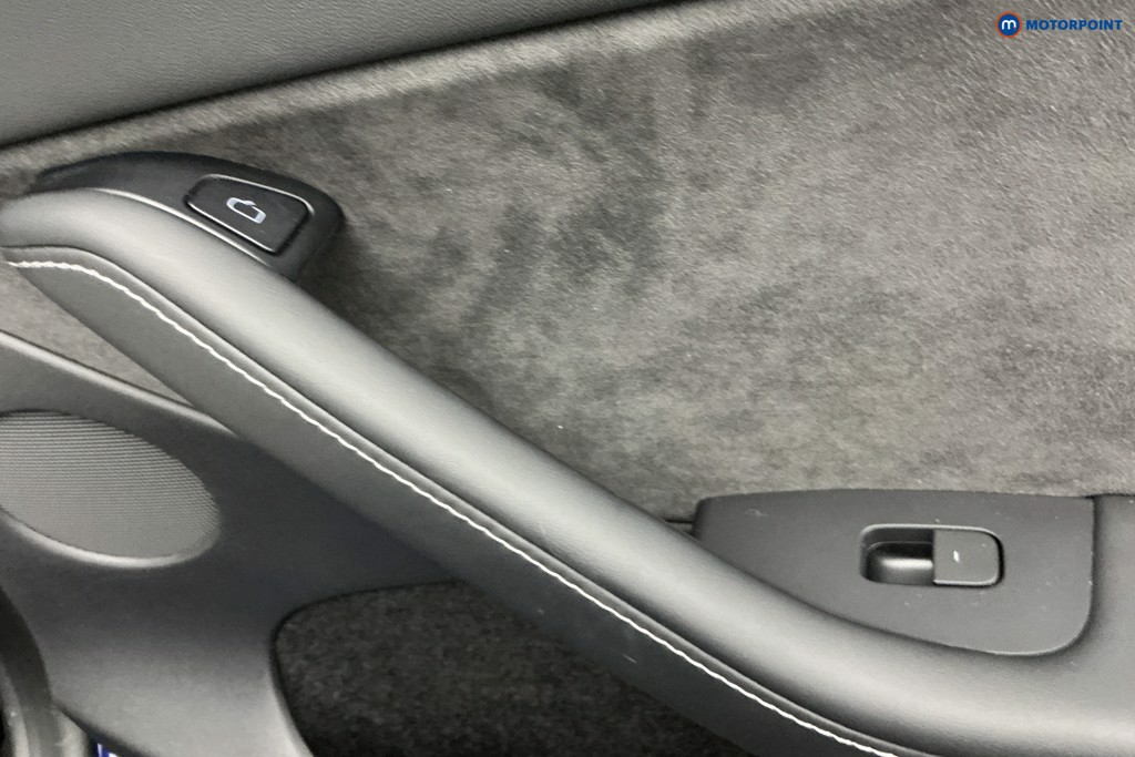 Used Tesla Model Y 2022 for sale - 76949279: Photo 35