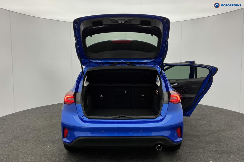 Used Ford Focus 2023 for sale - 76946205: Photo 11