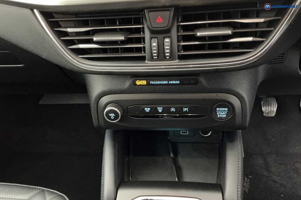 Used Ford Focus 2023 for sale - 76946205: Photo 24