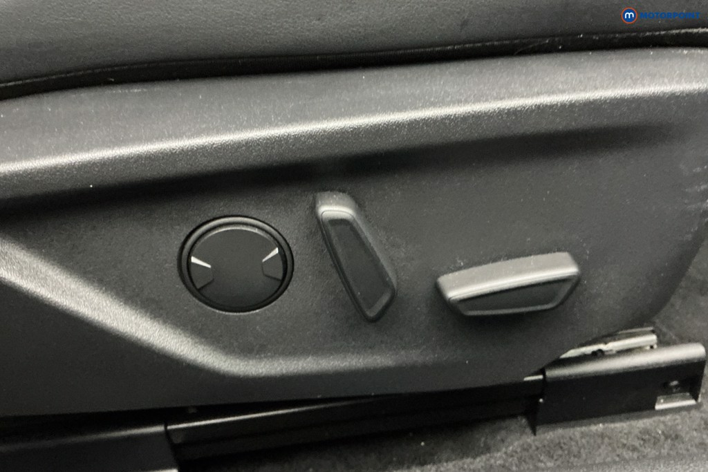 Used Ford Focus 2023 for sale - 76946205: Photo 29