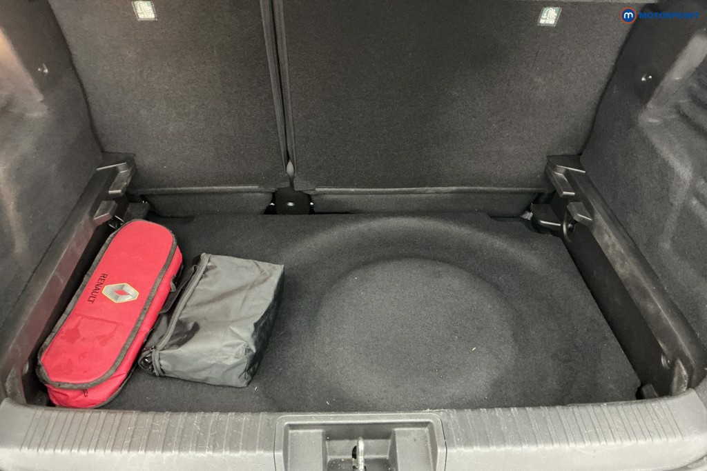 Used Renault Captur 2022 for sale - 76628435: Photo 11