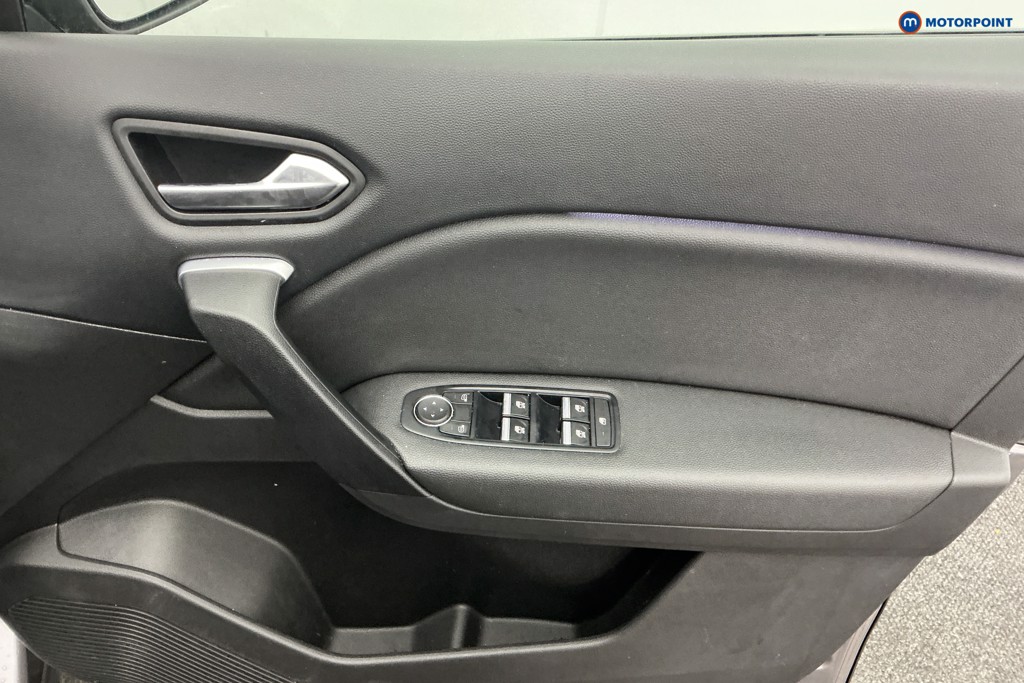 Used Renault Captur 2022 for sale - 76628435: Photo 28