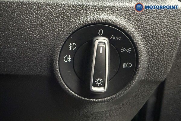 Used Volkswagen T-Roc 2021 for sale - 76209717: Photo 26