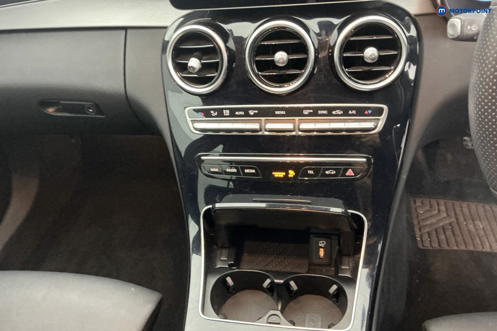 Used Mercedes-Benz C Class 2019 for sale - 77763945: Photo 29