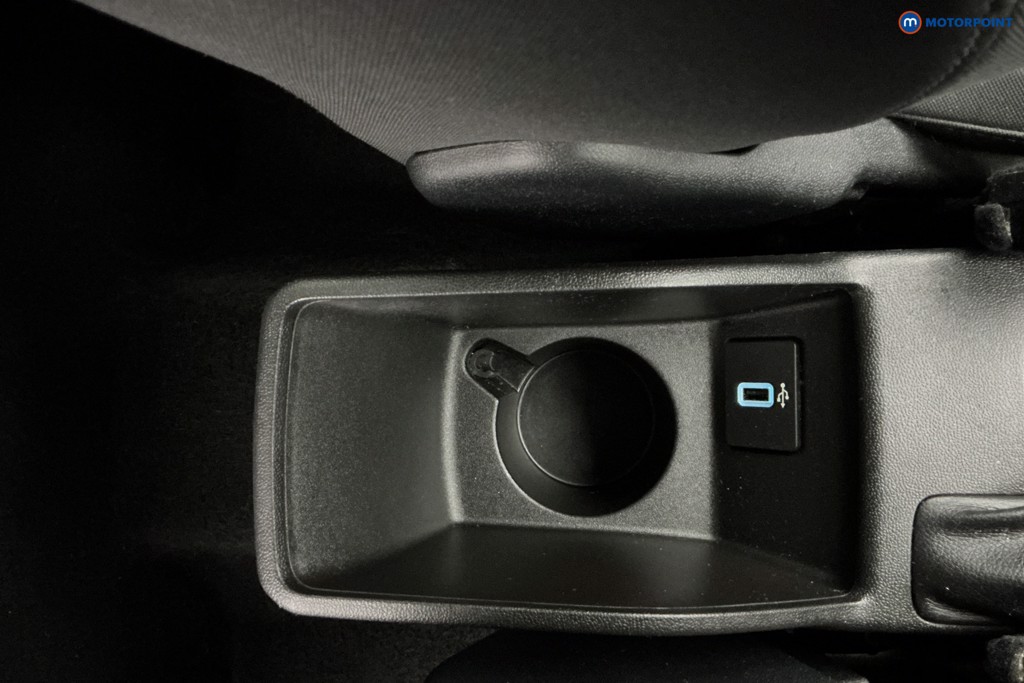 Used Ford Fiesta 2019 for sale - 77718860: Photo 25