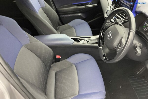 Used Toyota C-HR 2017 for sale - 76290755: Photo 13