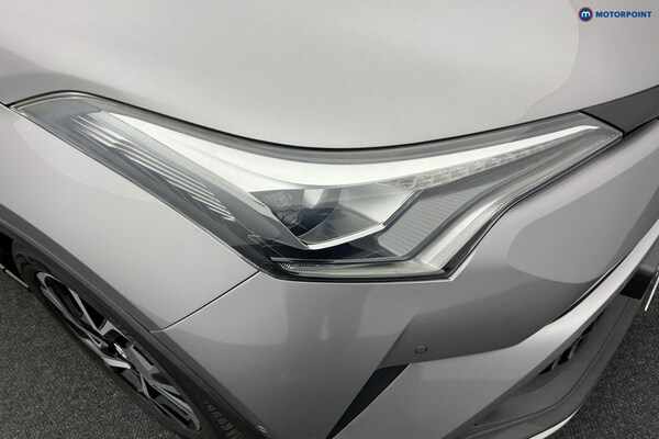 Used Toyota C-HR 2017 for sale - 76290755: Photo 32