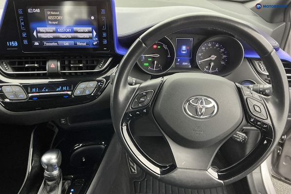 Used Toyota C-HR 2017 for sale - 76290755: Photo 9