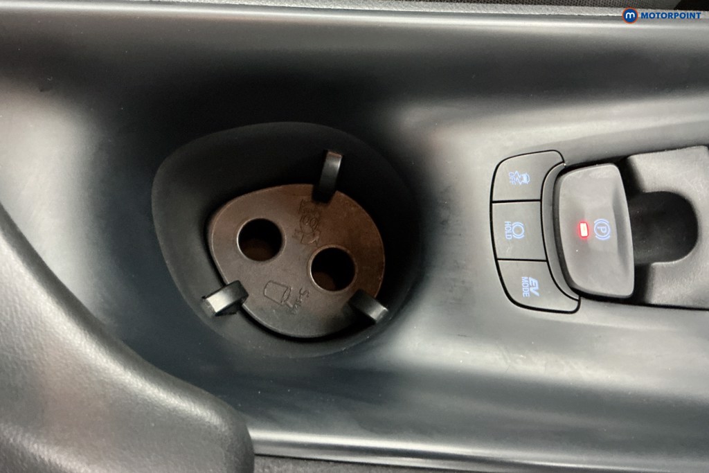 Used Toyota C-HR 2022 for sale - 76394392: Photo 21