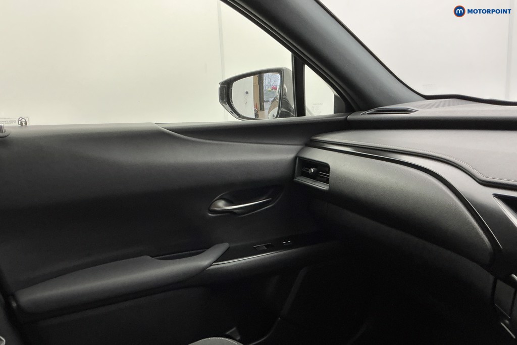 Used Lexus UX 2021 for sale - 77033947: Photo 28