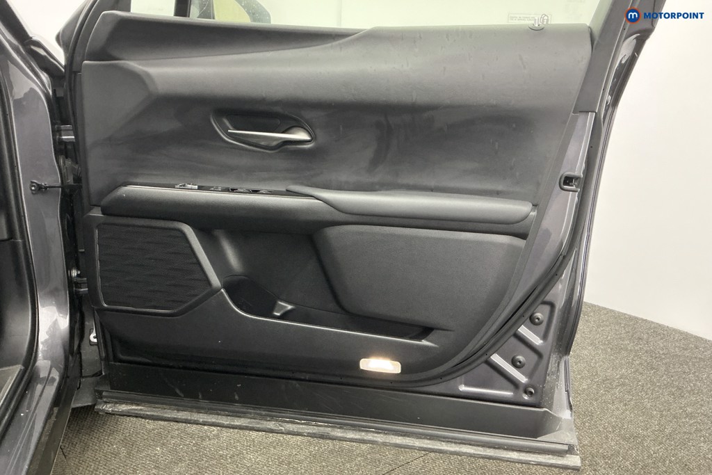 Used Lexus UX 2023 for sale - 78039812: Photo 39