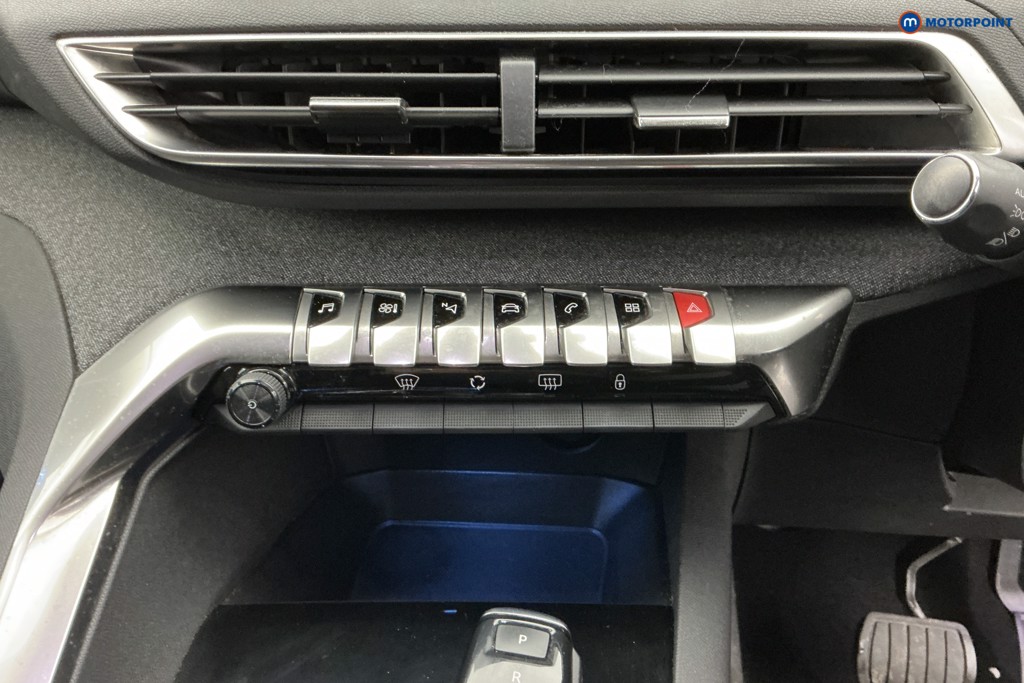 Used Peugeot 3008 2018 for sale - 77106687: Photo 27