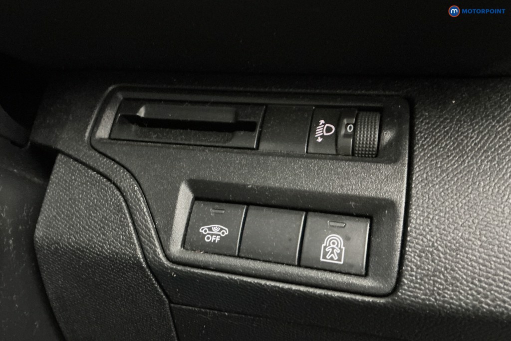 Used Peugeot 3008 2018 for sale - 77106687: Photo 32