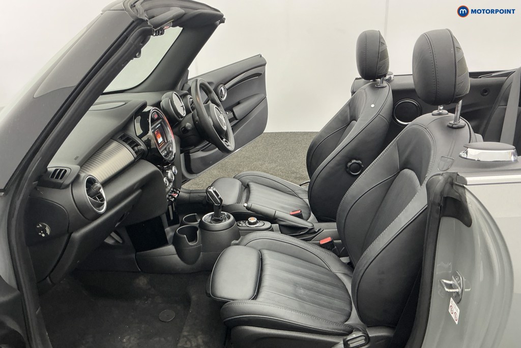 Used MINI Convertible 2019 for sale - 77814822: Photo 15