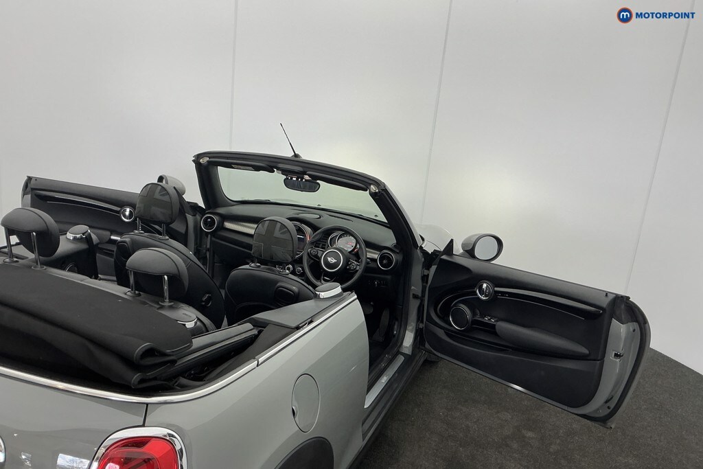 Used MINI Convertible 2019 for sale - 77814822: Photo 18