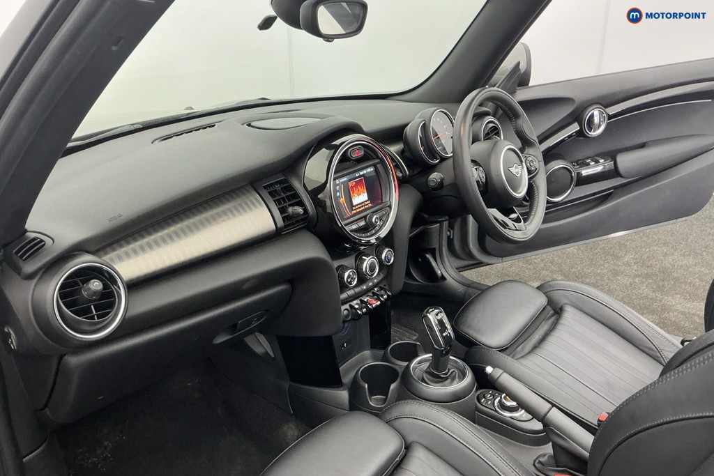Used MINI Convertible 2019 for sale - 77814822: Photo 26