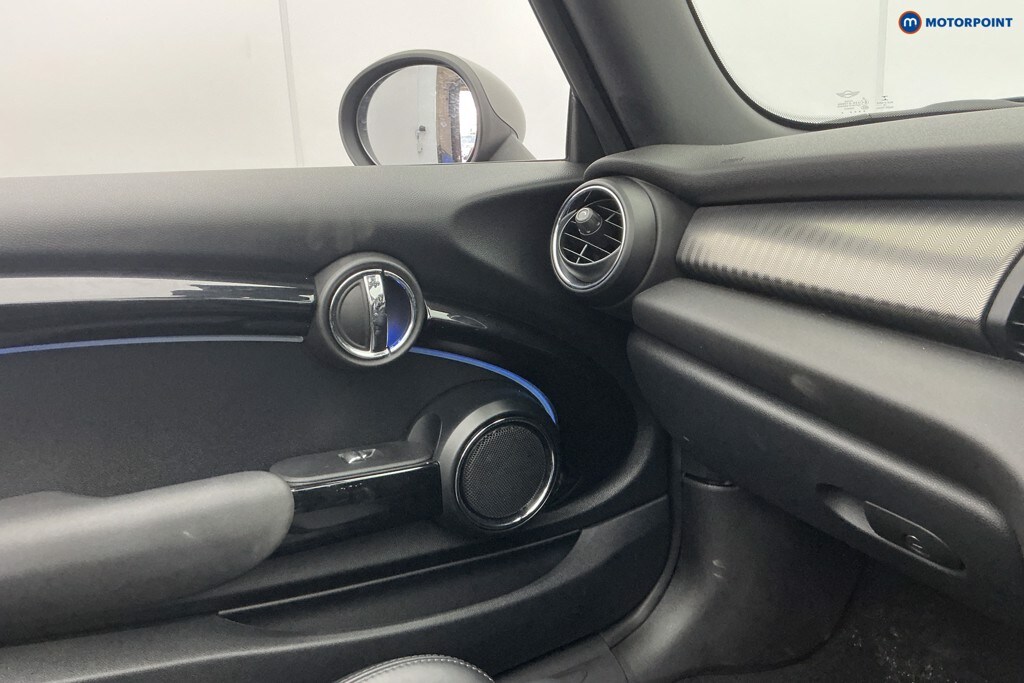 Used MINI Convertible 2019 for sale - 77814822: Photo 35