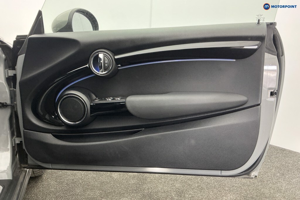 Used MINI Convertible 2019 for sale - 77814822: Photo 39