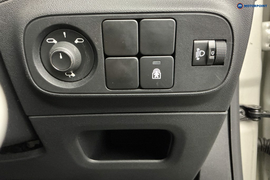 Used Citroen C3 2023 for sale - 77975969: Photo 32