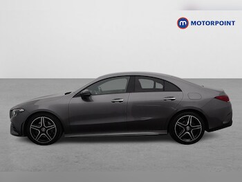 Used Mercedes-Benz CLA 2023 for sale - 76303351: Photo