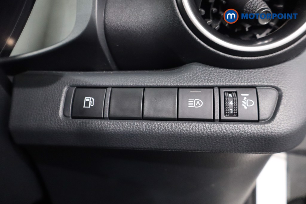 Used Toyota C-HR 2024 for sale - 77301445: Photo 28