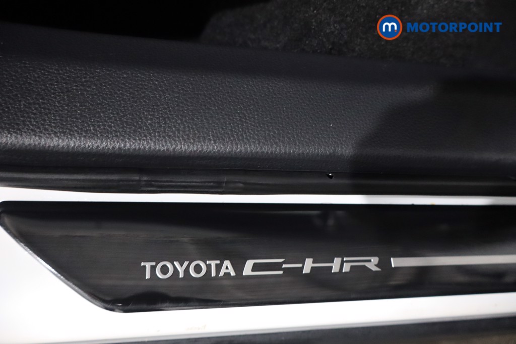 Used Toyota C-HR 2024 for sale - 77301445: Photo 29
