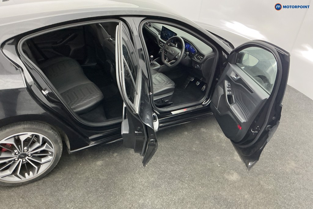 Used Ford Focus 2022 for sale - 77691700: Photo 13