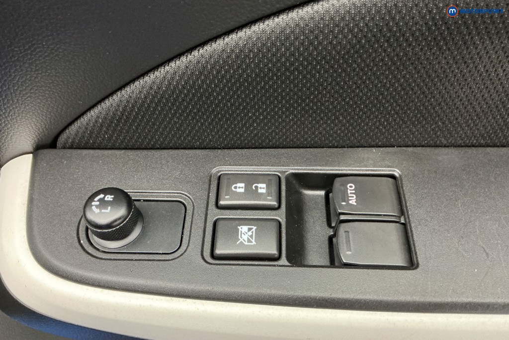 Used Suzuki Swift 2022 for sale - 76934026: Photo 30