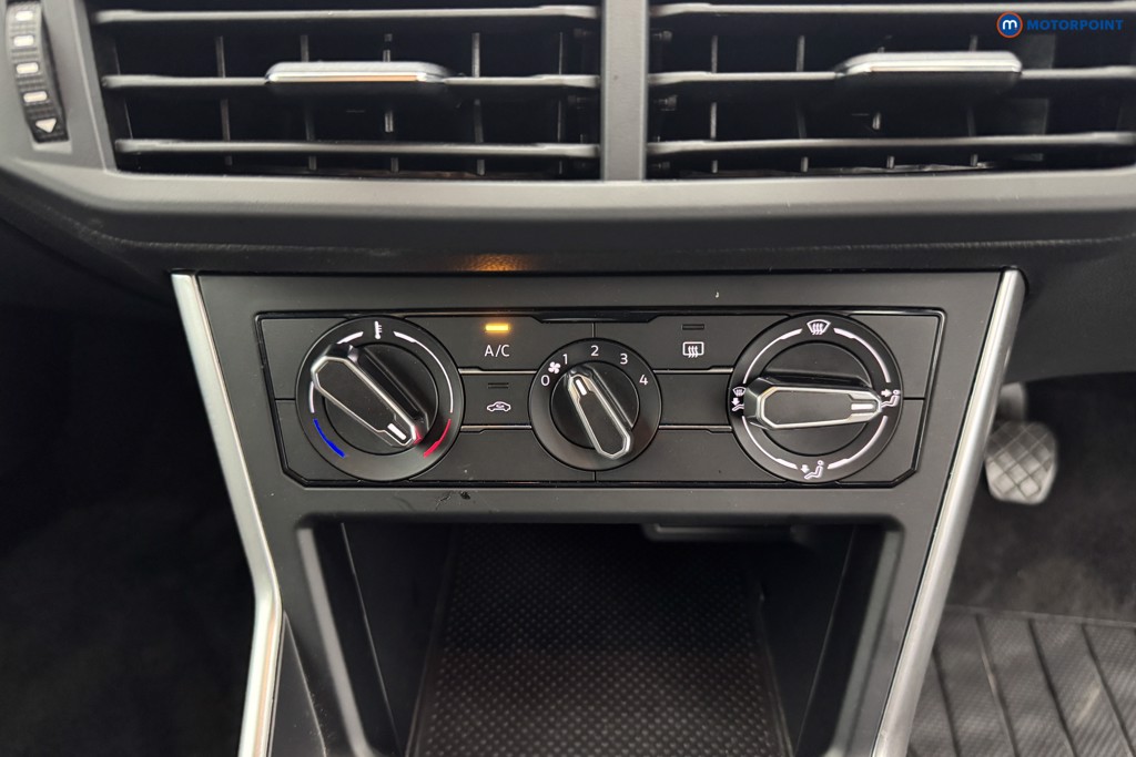 Used Volkswagen Polo 2024 for sale - 76080165: Photo 22