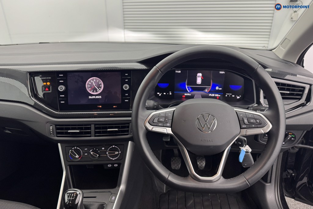 Used Volkswagen Polo 2024 for sale - 76080165: Photo 9