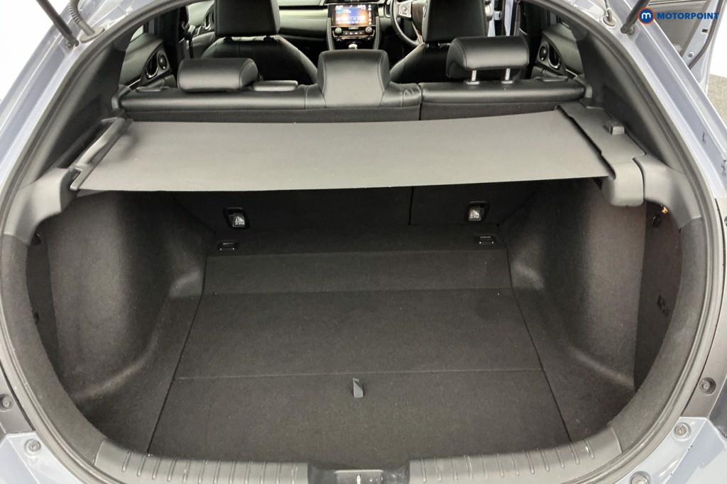 Used Honda Civic 2018 for sale - 76344956: Photo 11
