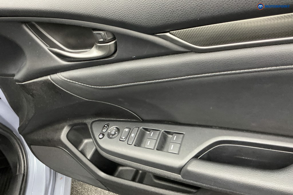 Used Honda Civic 2018 for sale - 76344956: Photo 31