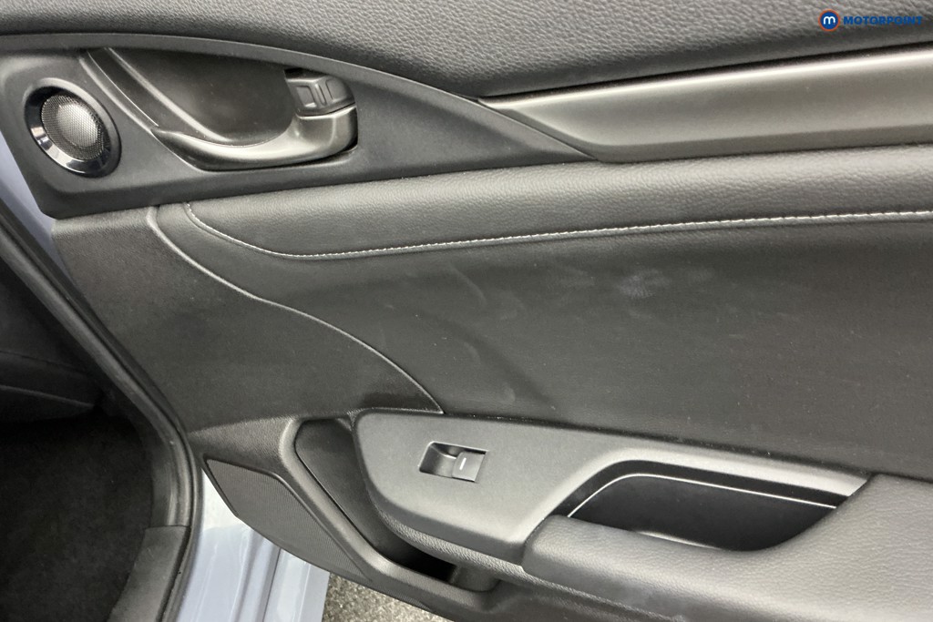 Used Honda Civic 2018 for sale - 76344956: Photo 33