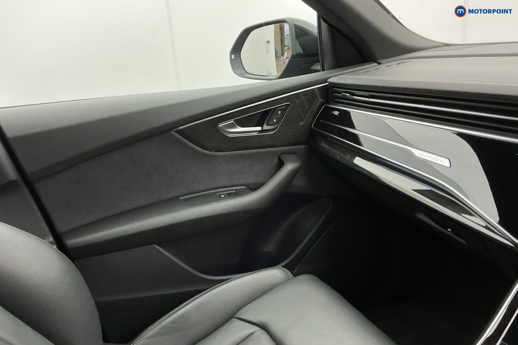 Used Audi Q8 for sale - 76980213: Photo 27