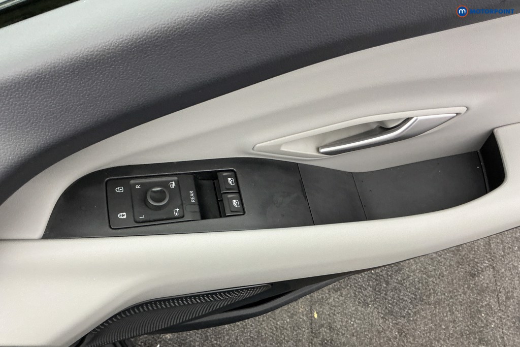 Used Ford Explorer 2025 for sale - 76580983: Photo 18