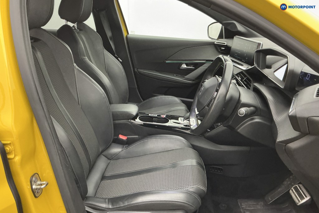 Used Peugeot 208 2021 for sale - 77033880: Photo 14