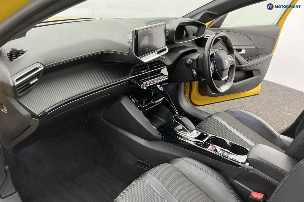 Used Peugeot 208 2021 for sale - 77033880: Photo 17